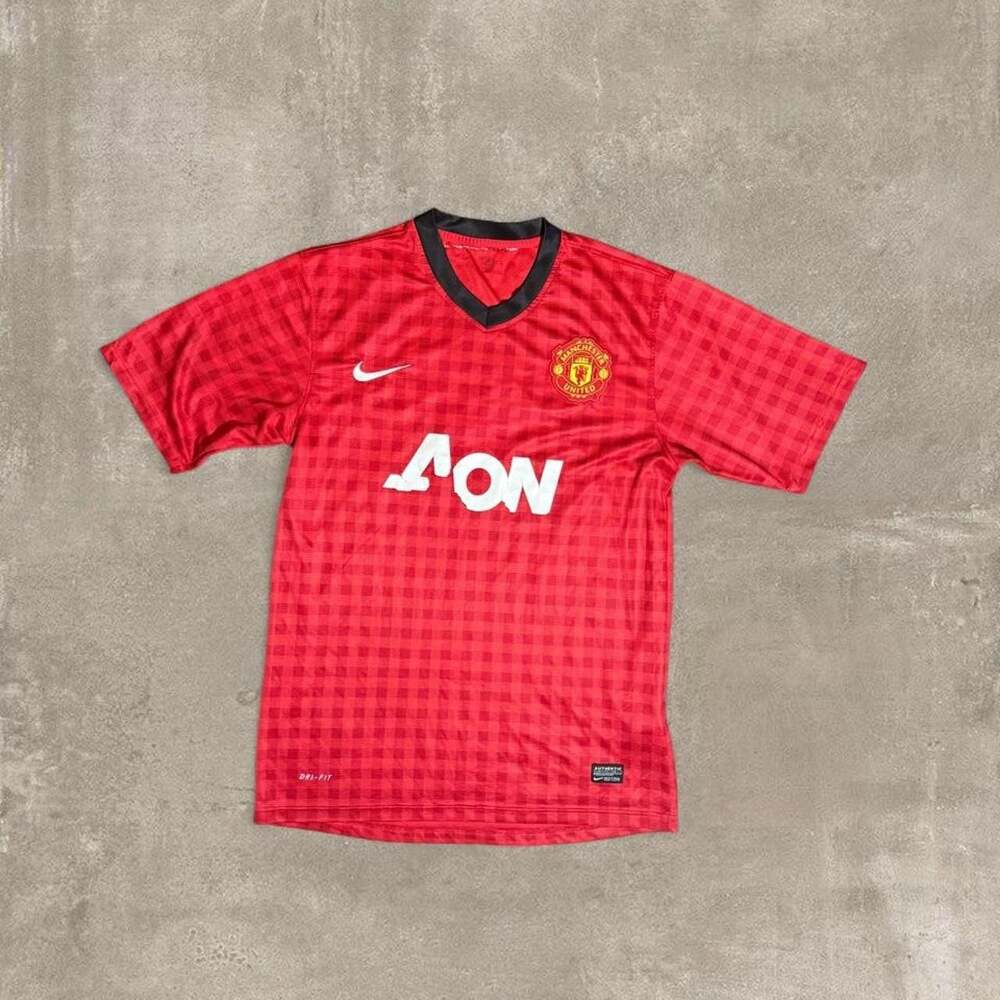 Nike Manchester United 2010/11 Home Jersey Perro #8 AON Red